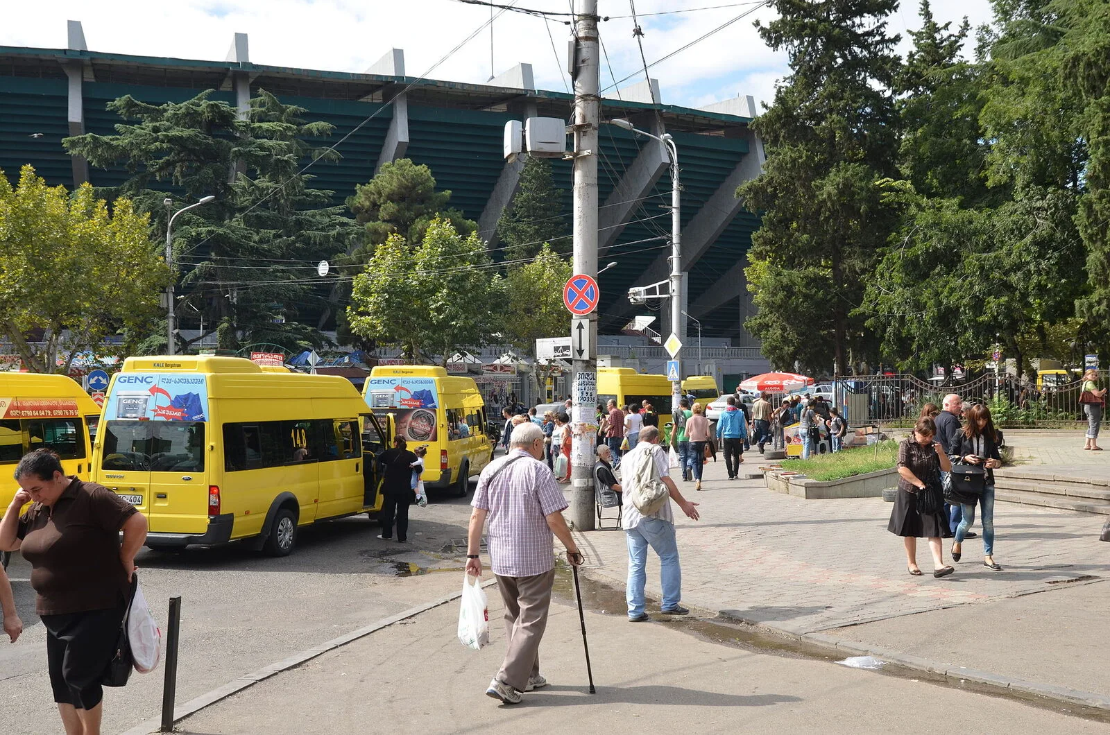 Marshrutka, Letting Things Go — Heroes' Square · Tbilisi